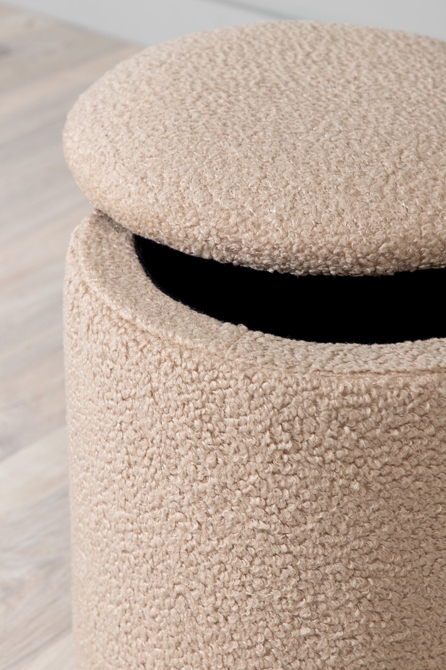 Limpen Pouf - Beige Teddy