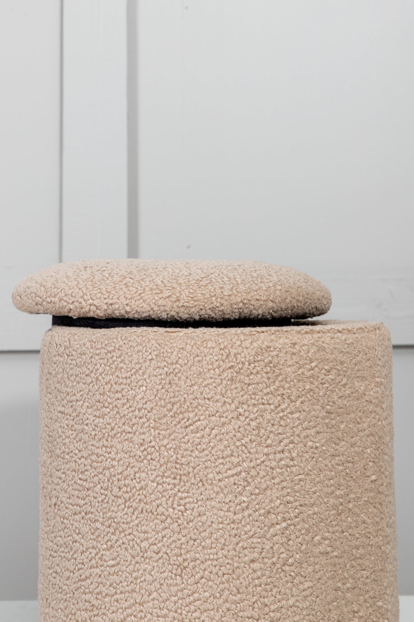 Limpen Pouf - Beige Teddy